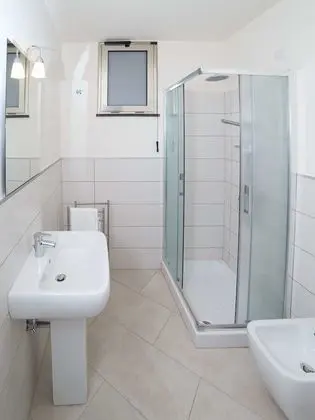 Dört Kişilik Oda, Balkon