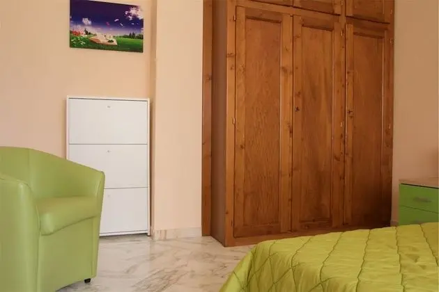 Classic Tek Büyük Yataklı Oda