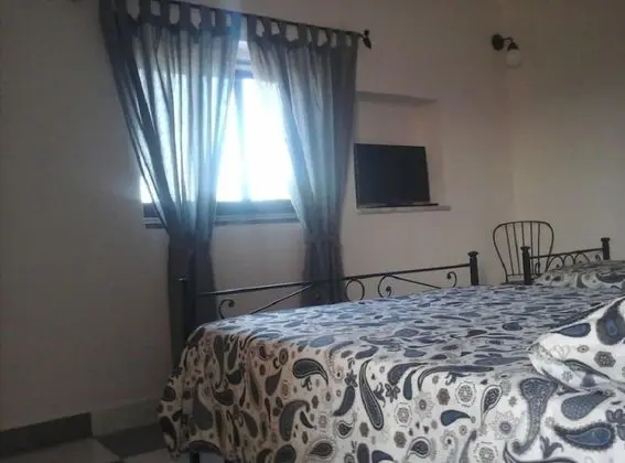 Üç Kişilik Oda, Deniz Manzaralı