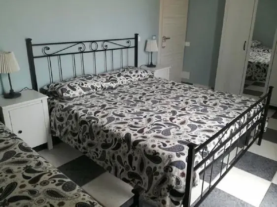 Üç Kişilik Oda, Deniz Manzaralı