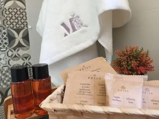 Üç Kişilik Oda, Havuz Manzaralı