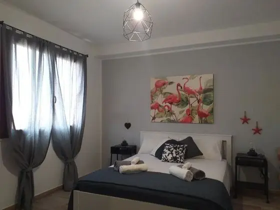 Exclusive Tek Büyük Yataklı Oda (Nera)