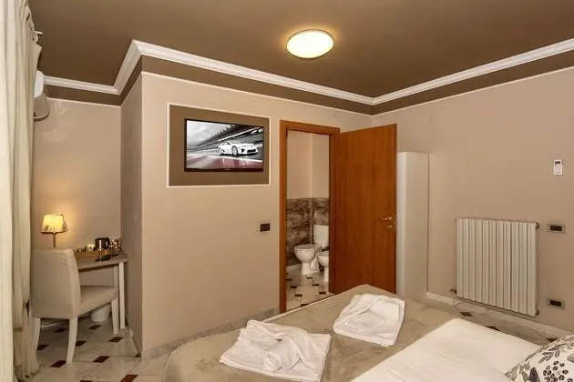 Standard Tek Büyük Yataklı Oda, Banyolu/Duşlu