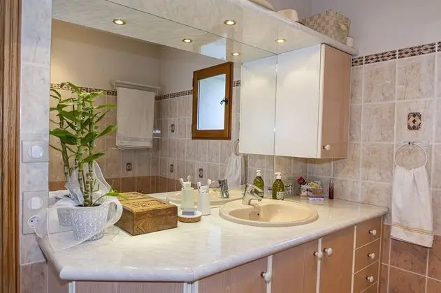 Romantic Tek Büyük Yataklı Oda (Prune)