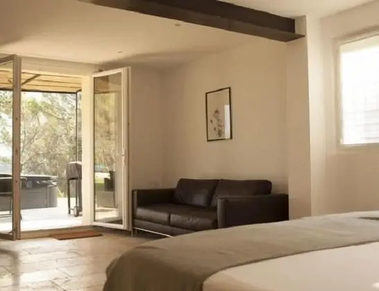 Tek Büyük Yataklı Oda, Sıcak Su Havuzu (Victoire)