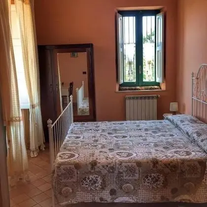 Tek Büyük Yataklı Oda, Balkon