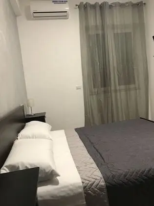 Economy Tek Büyük veya İki Ayrı Yataklı Oda