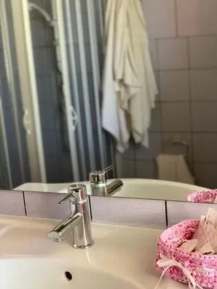 Classic Tek Büyük veya İki Ayrı Yataklı Oda