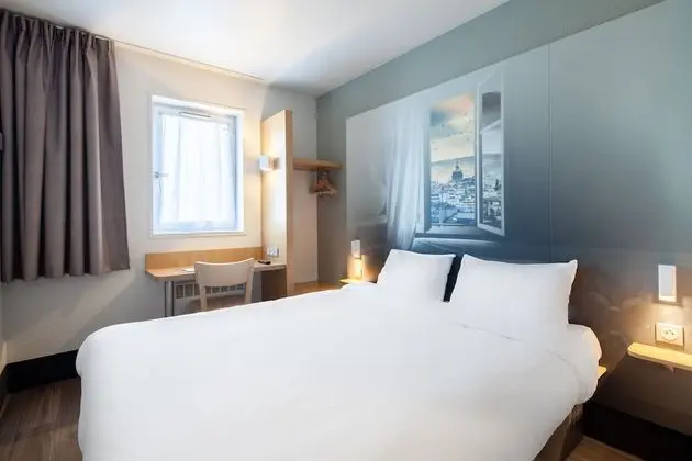 Tek Büyük Yataklı Oda, Engellilere Uygun, Sigara İçilmez