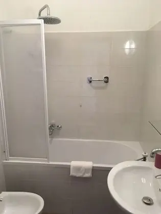 Deluxe Tek Büyük veya İki Ayrı Yataklı Oda, Balkon