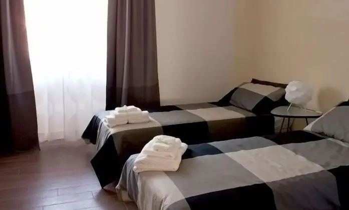 Tek Büyük veya İki Ayrı Yataklı Oda