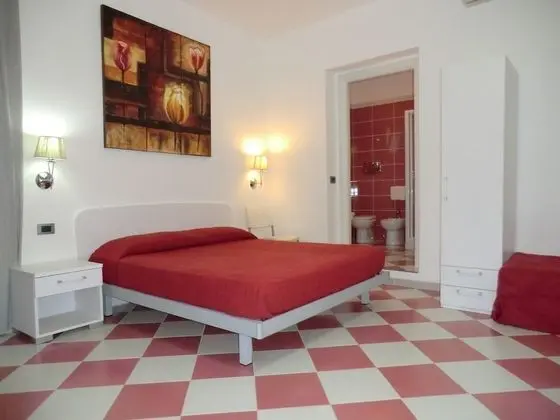 Dört Kişilik Oda, Banyolu/Duşlu, Bahçe Manzaralı