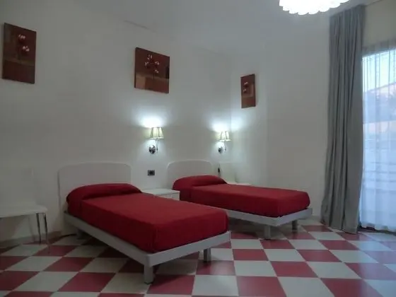 Dört Kişilik Oda, Banyolu/Duşlu, Bahçe Manzaralı