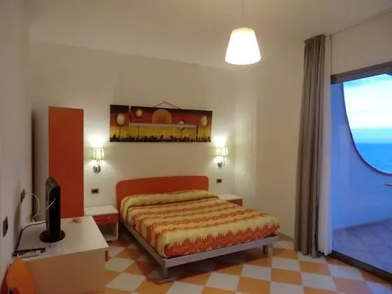 Üç Kişilik Oda, Banyolu/Duşlu, Okyanus Manzaralı