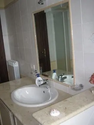Deluxe Tek Büyük Yataklı Oda, Balkon, Deniz Manzaralı