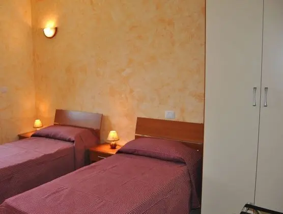 Tek Büyük veya İki Ayrı Yataklı Oda