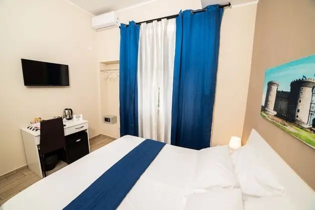 Standard Tek Büyük Yataklı Oda