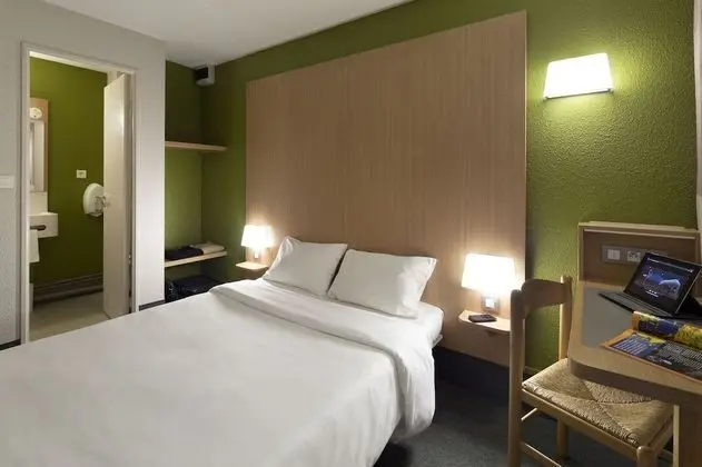 Tek Büyük Yataklı Oda, Sigara İçilmez