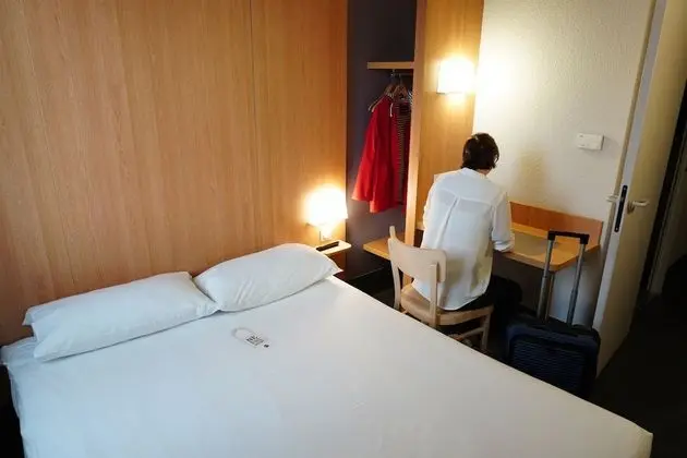 Tek Büyük Yataklı Oda, 1 Büyük (Queen) Boy Yatak