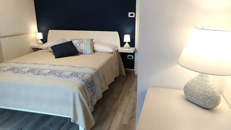 Tek Büyük Yataklı Oda (Panarea)