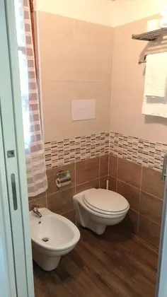Tek Büyük Yataklı Oda (Panarea)