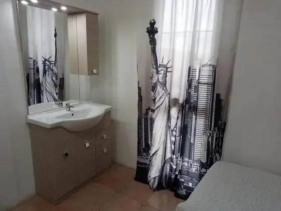 Basic Oda, Ortak Banyo