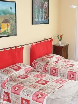 İki Ayrı Yataklı Oda, 2 Tek Kişilik Yatak