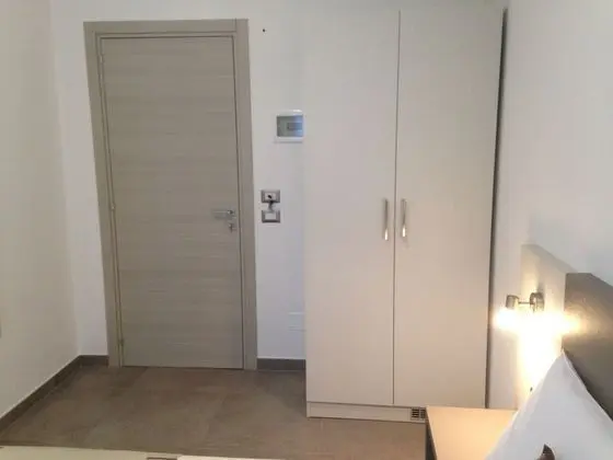 Traditional Tek Büyük Yataklı Oda