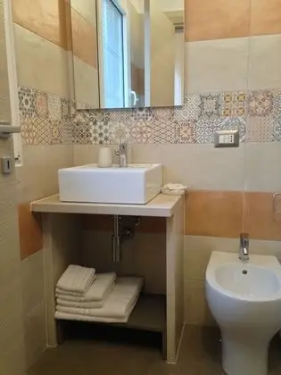 Traditional Tek Büyük Yataklı Oda