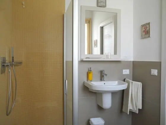 Design Tek Büyük Yataklı Oda, Banyolu/Duşlu, Dağ Manzaralı