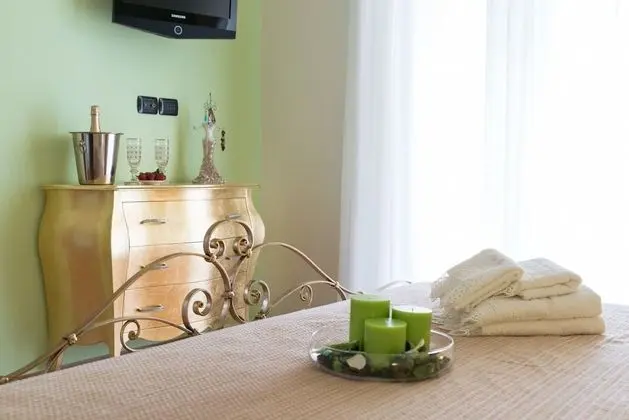 Luxury Tek Büyük Yataklı Oda, Sauna, Deniz Manzaralı