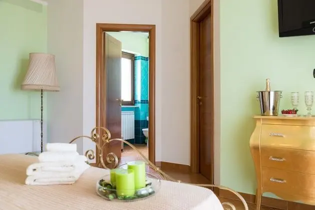 Luxury Tek Büyük Yataklı Oda, Sauna, Deniz Manzaralı