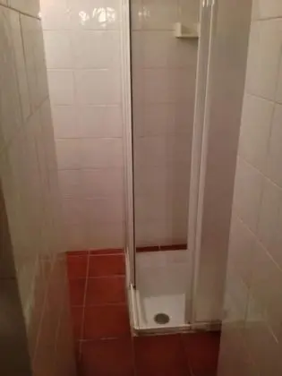 Basic Üç Kişilik Oda