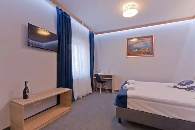 Tek Büyük veya İki Ayrı Yataklı Oda