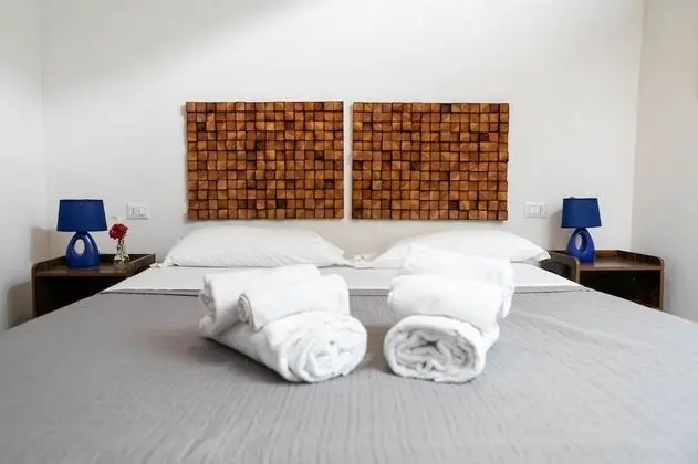 Tek Büyük Yataklı Oda, Balkon (Porta Nolana)