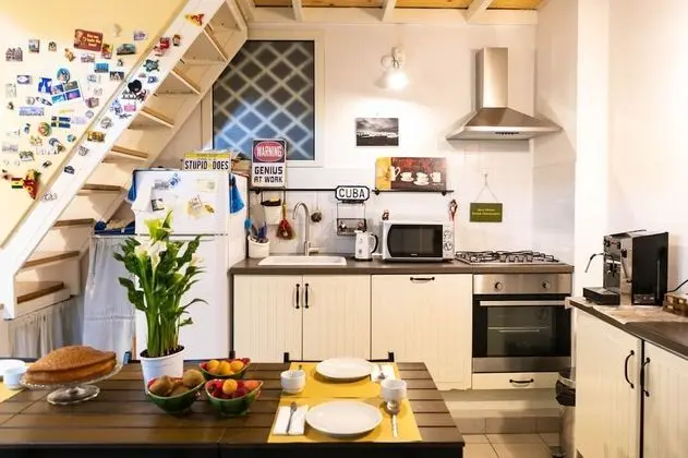 Tek Büyük Yataklı Oda, Balkon (Porta Nolana)