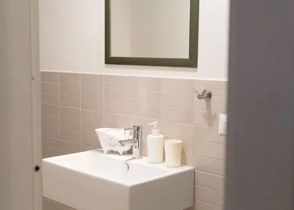 Tek Büyük Yataklı Oda (Porta S. Gennaro)