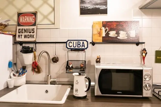 Tek Büyük Yataklı Oda (Porta S. Gennaro)