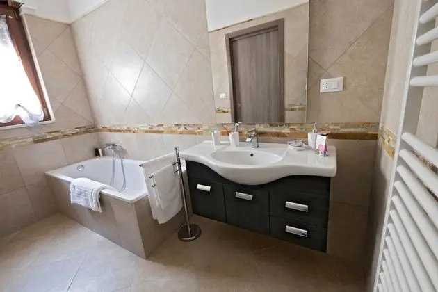 Deluxe Tek Büyük veya İki Ayrı Yataklı Oda, Sigara İçilmez