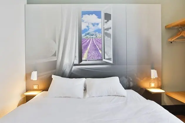 Tek Büyük Yataklı Oda, Sigara İçilmez