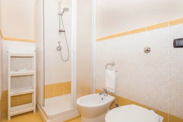 Economy Tek Büyük Yataklı Oda