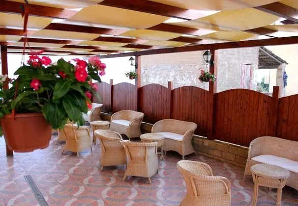 Economy Tek Büyük Yataklı Oda