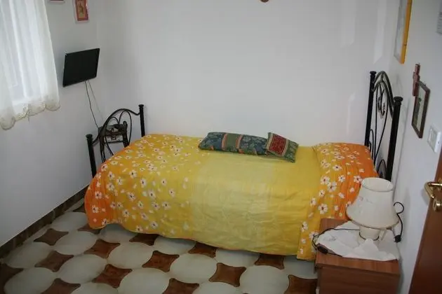 Tek Kişilik Oda (Iris)