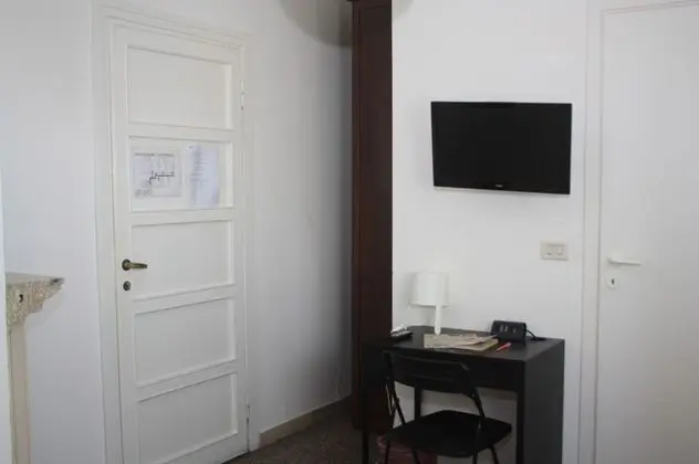 Standard Tek Büyük Yataklı Oda, 1 Çift Kişilik Yatak, Bahçe Manzaralı