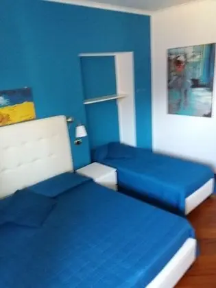 Üç Kişilik Oda