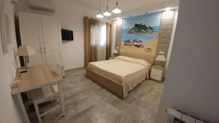 Tek Büyük Yataklı Oda