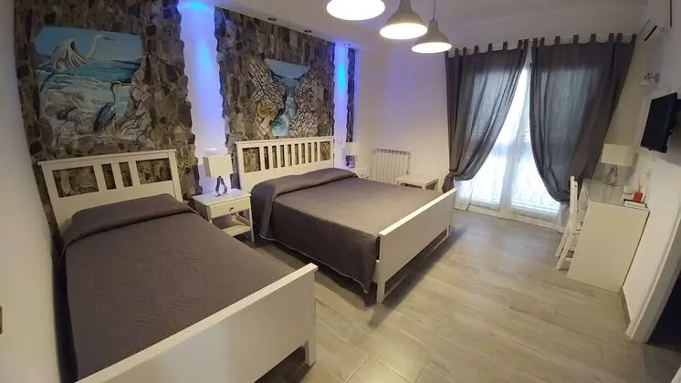 Üç Kişilik Oda