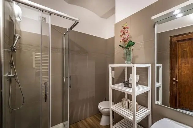 Economy Tek Büyük Yataklı Oda