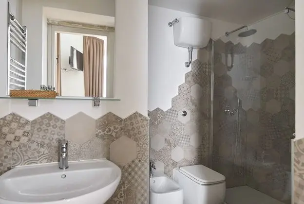 Superior Tek Büyük Yataklı Oda