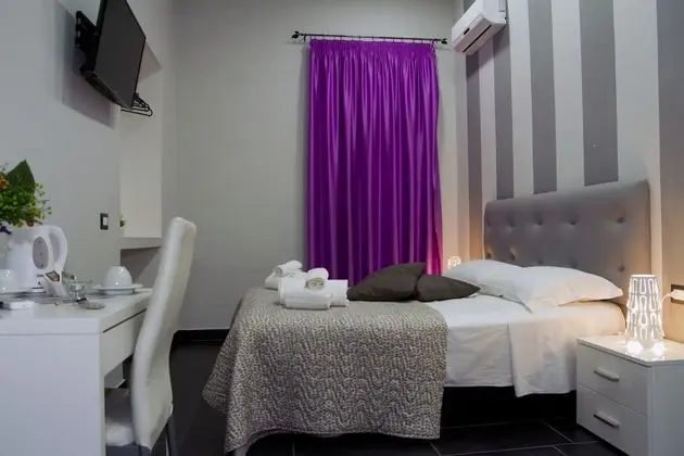 Tek Büyük Yataklı Oda